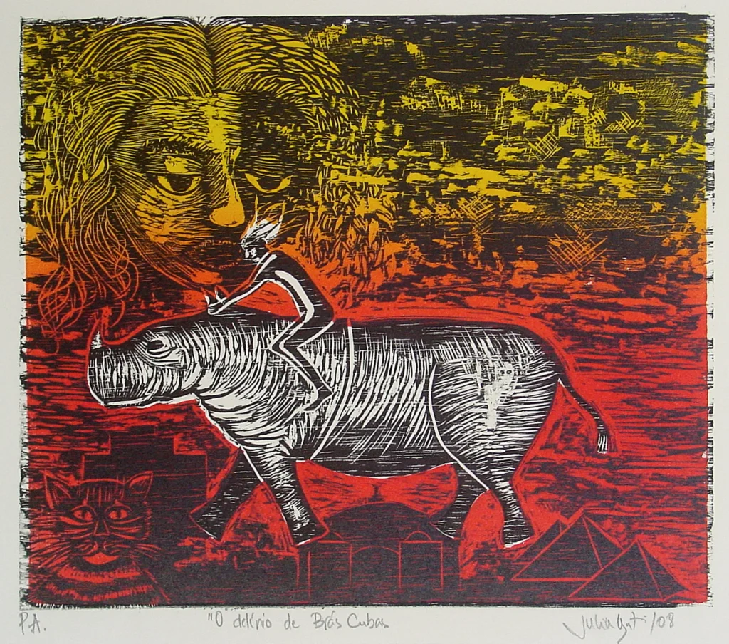 Gravura colorida com vários elementos: um rosto de mulher, um homem montando um rinoceronte, um gato e pirâmides. Gravura de Julia Iguti